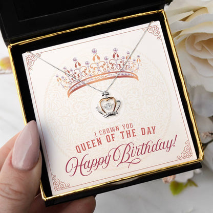 Queen Of The Day - Luxe Crown Necklace Gift Set
